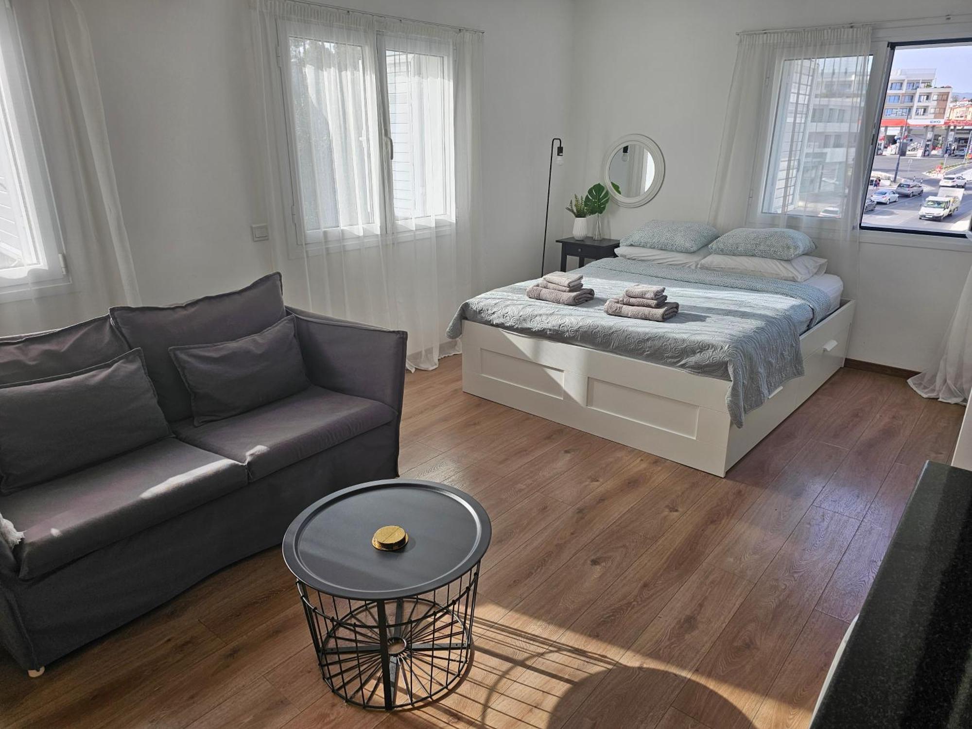City Center Apartments Paphos ภายนอก รูปภาพ