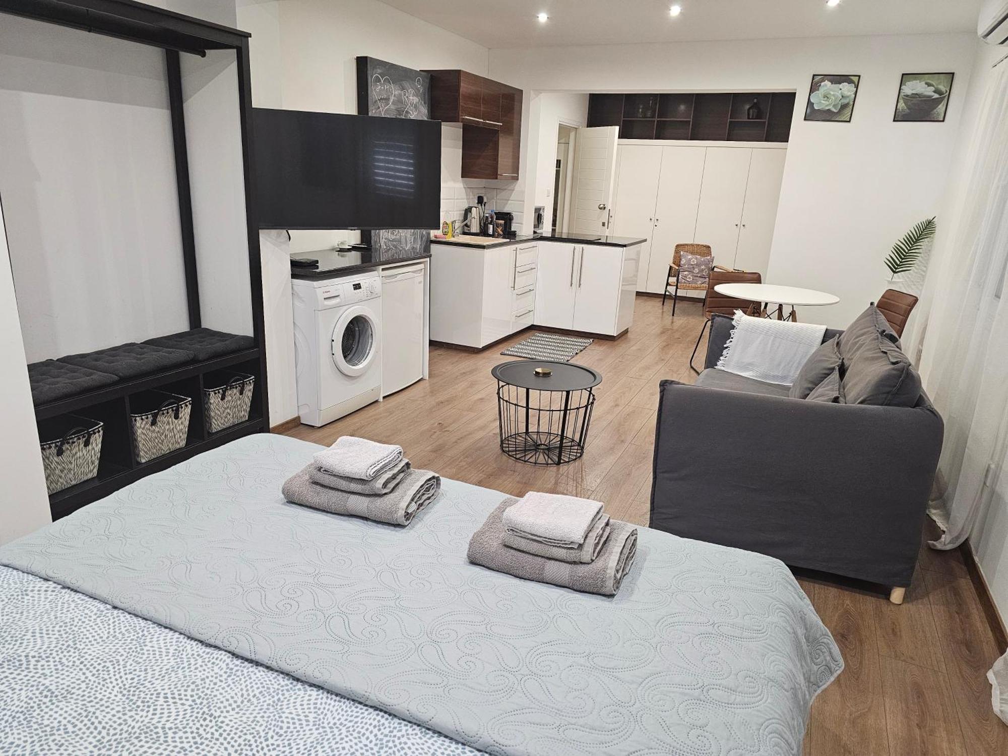 City Center Apartments Paphos ภายนอก รูปภาพ